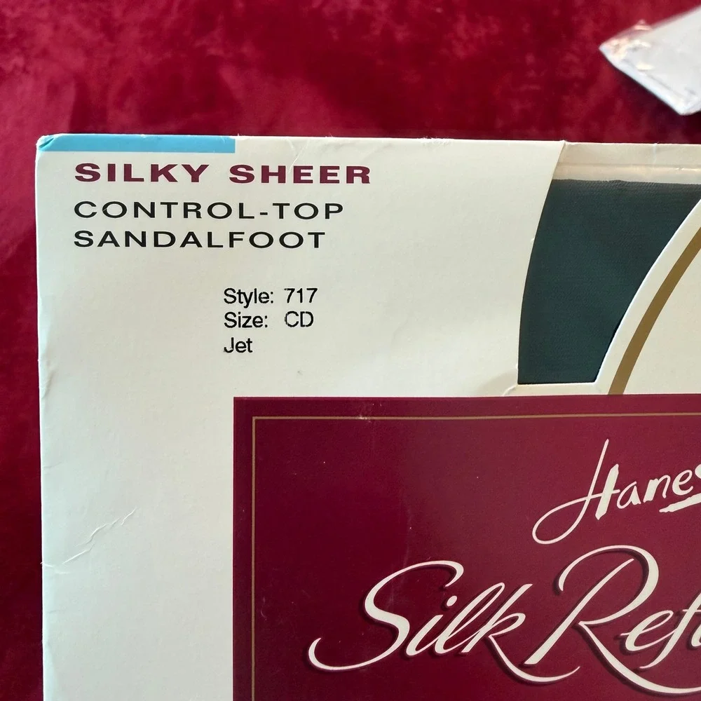 Hanes Silk Reflections Silky Sheer‎ Control Top Pantyhose Jet Black Size CD